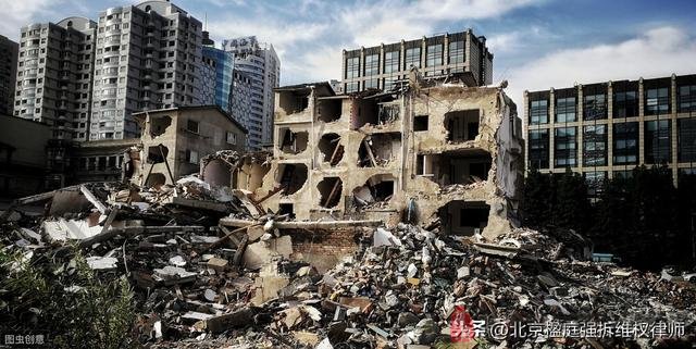沒簽安置補償協議，房屋被偷拆，拆遷戶起訴誰？法官判决给答案了