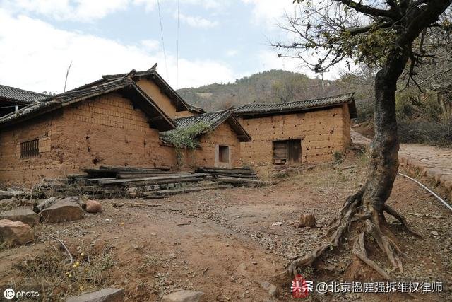 無證房屋=違建建築？