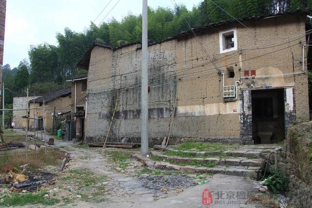「城裡人」注意：戶口遷出後，也可以拿到老家的拆除補償